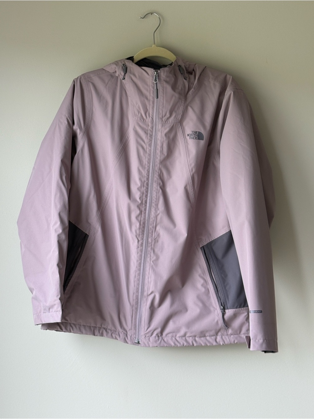 The North Face Women's Hooded Medium Weight Jacket in Light Mauve